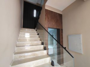 Villa — Targa
